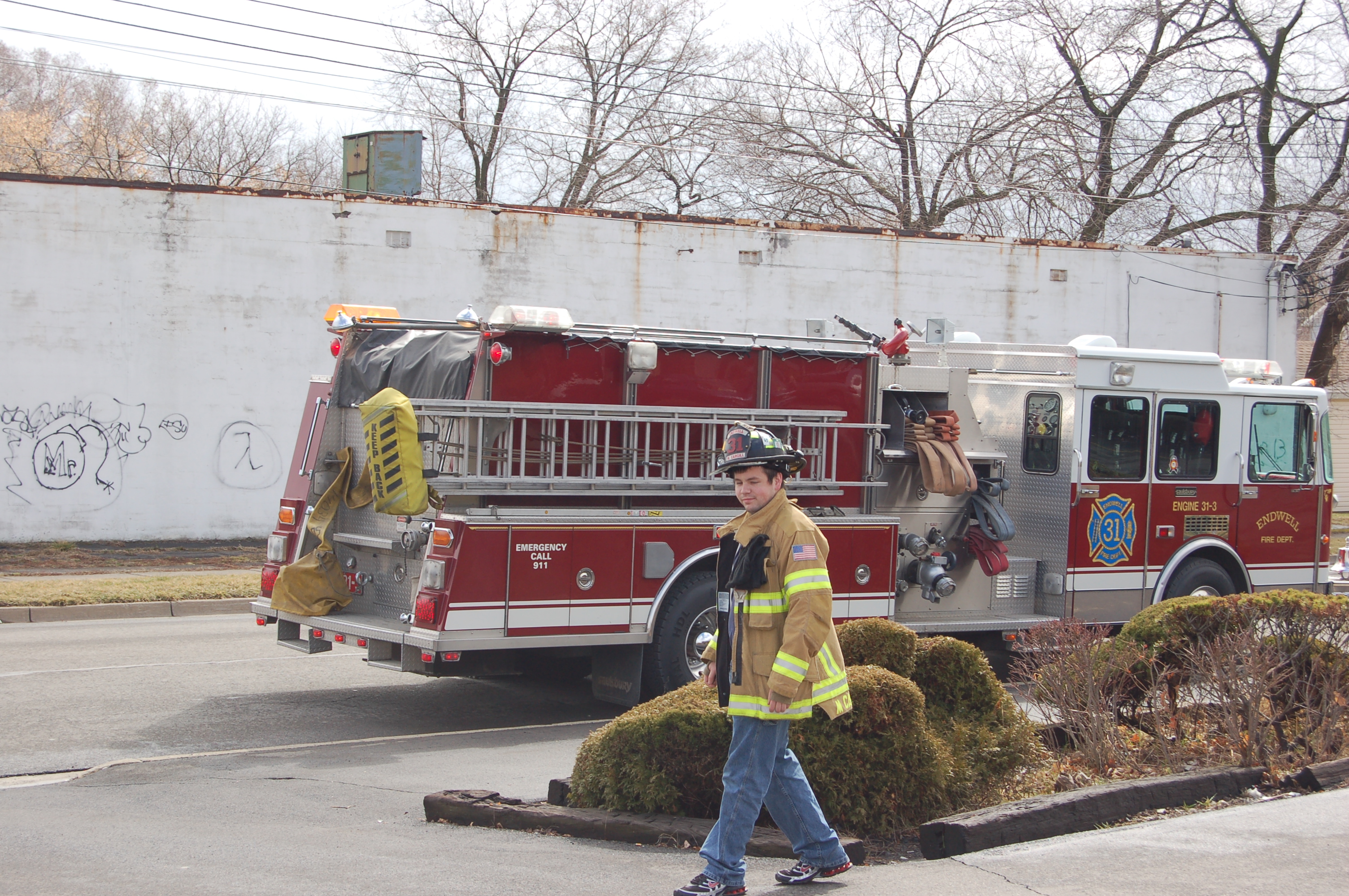 03-19-09  Response - Fire, Laundromat, N. Kelly Ave. & Watson Blvd